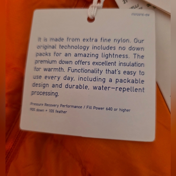 Uniqlo M Ultra Light Down Puffer NWT - Picture 7 of 8